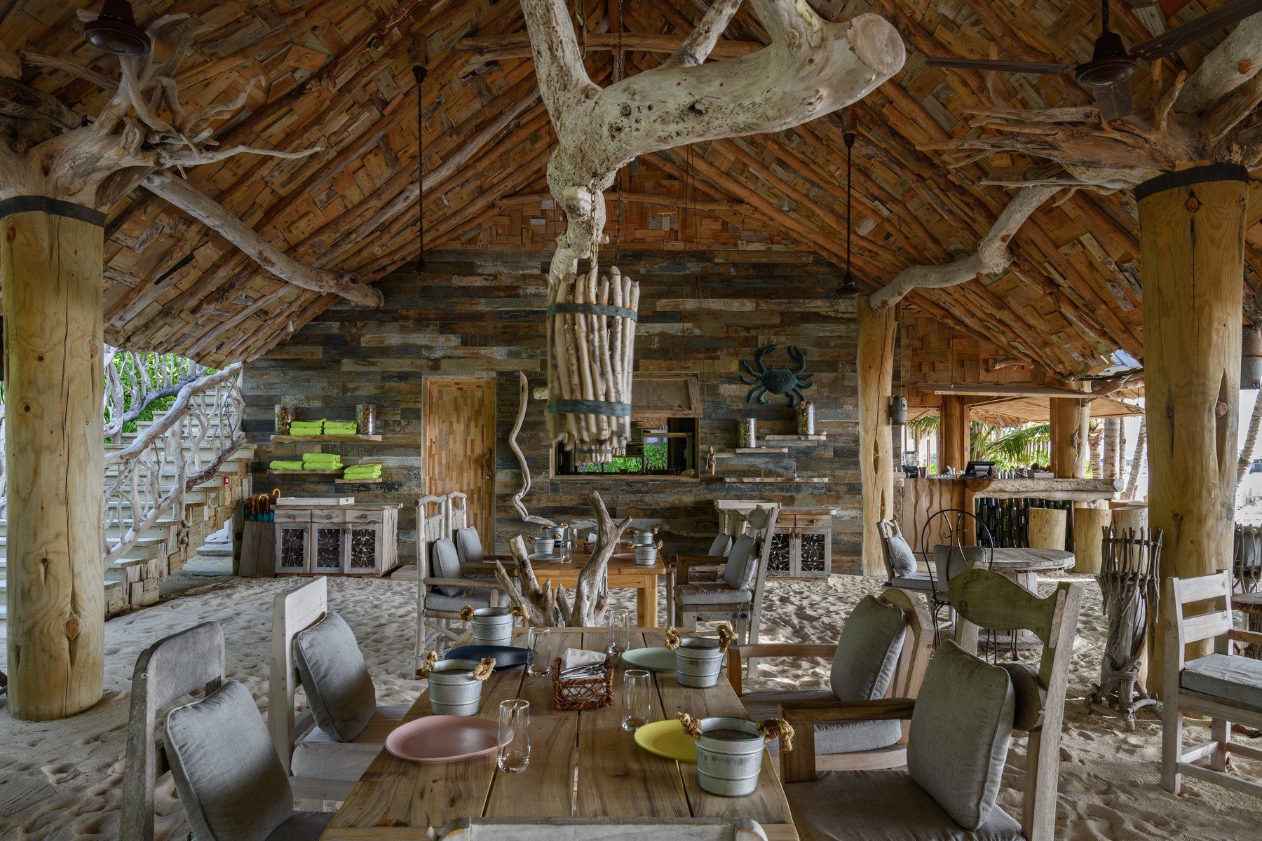 The Crab Shack at Soneva Jani thumbnail 2